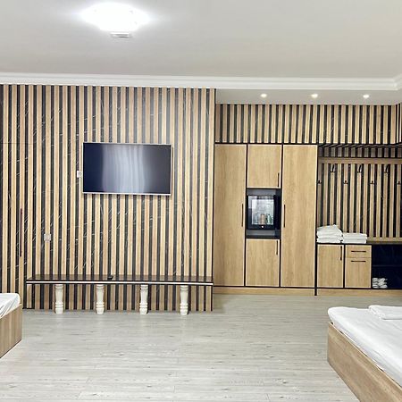 Dostar Inn Shymkent Ngoại thất bức ảnh